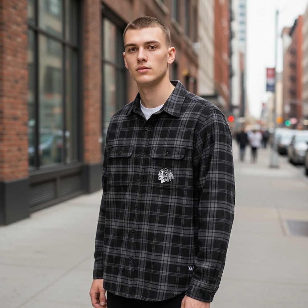Chicago Blackhawks x The Wild Collective Mens Size S Black Gray Flannel Shirt
